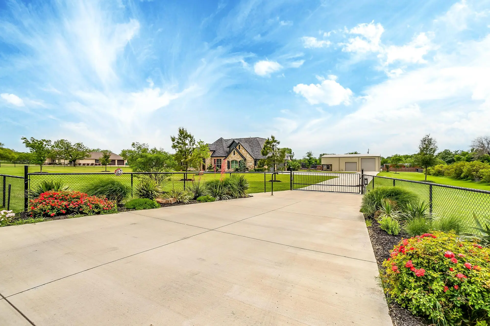 Custom home builder in Mansfield, Texas — TNT Builders