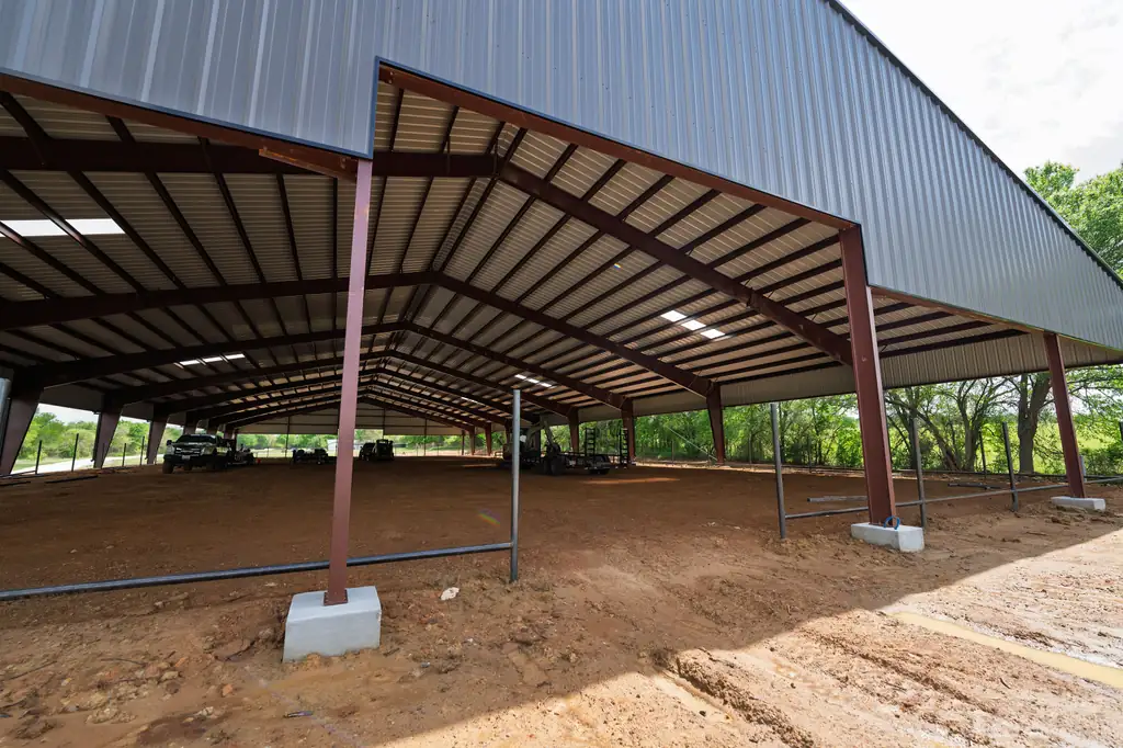 TNT Builders metal building builders Burleson Texas